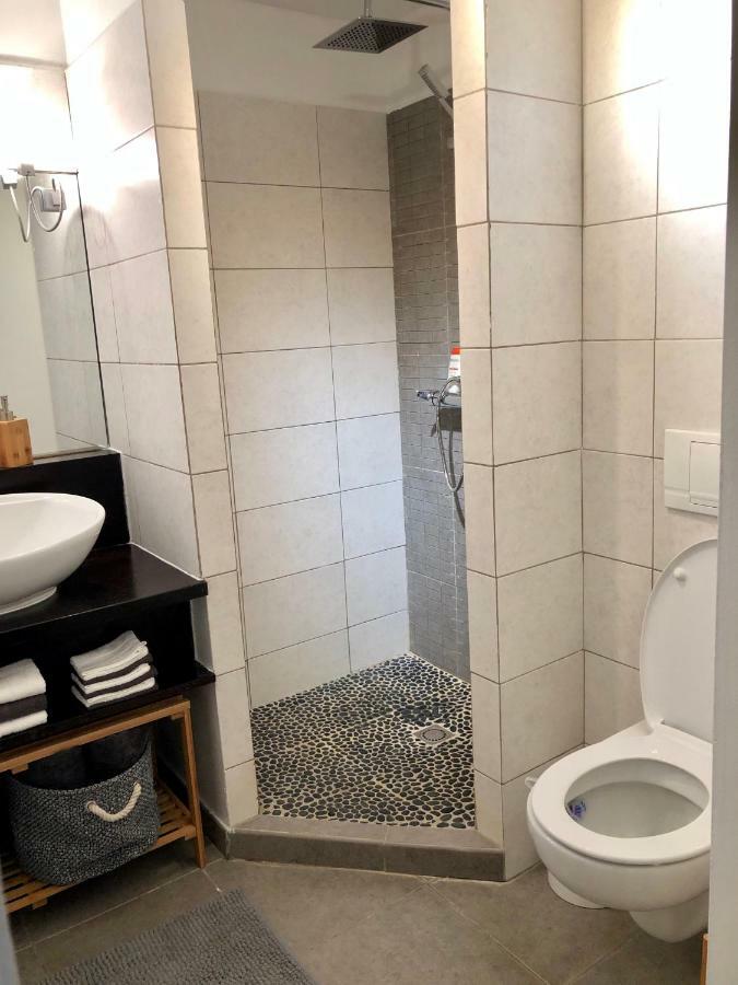 Appartement Au Bord De L'Eau Le Moule Exterior foto